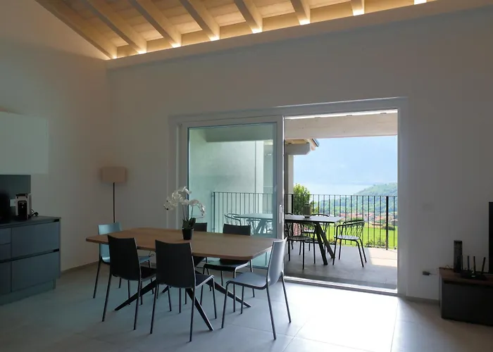 La Terrazza Sul コーリコ